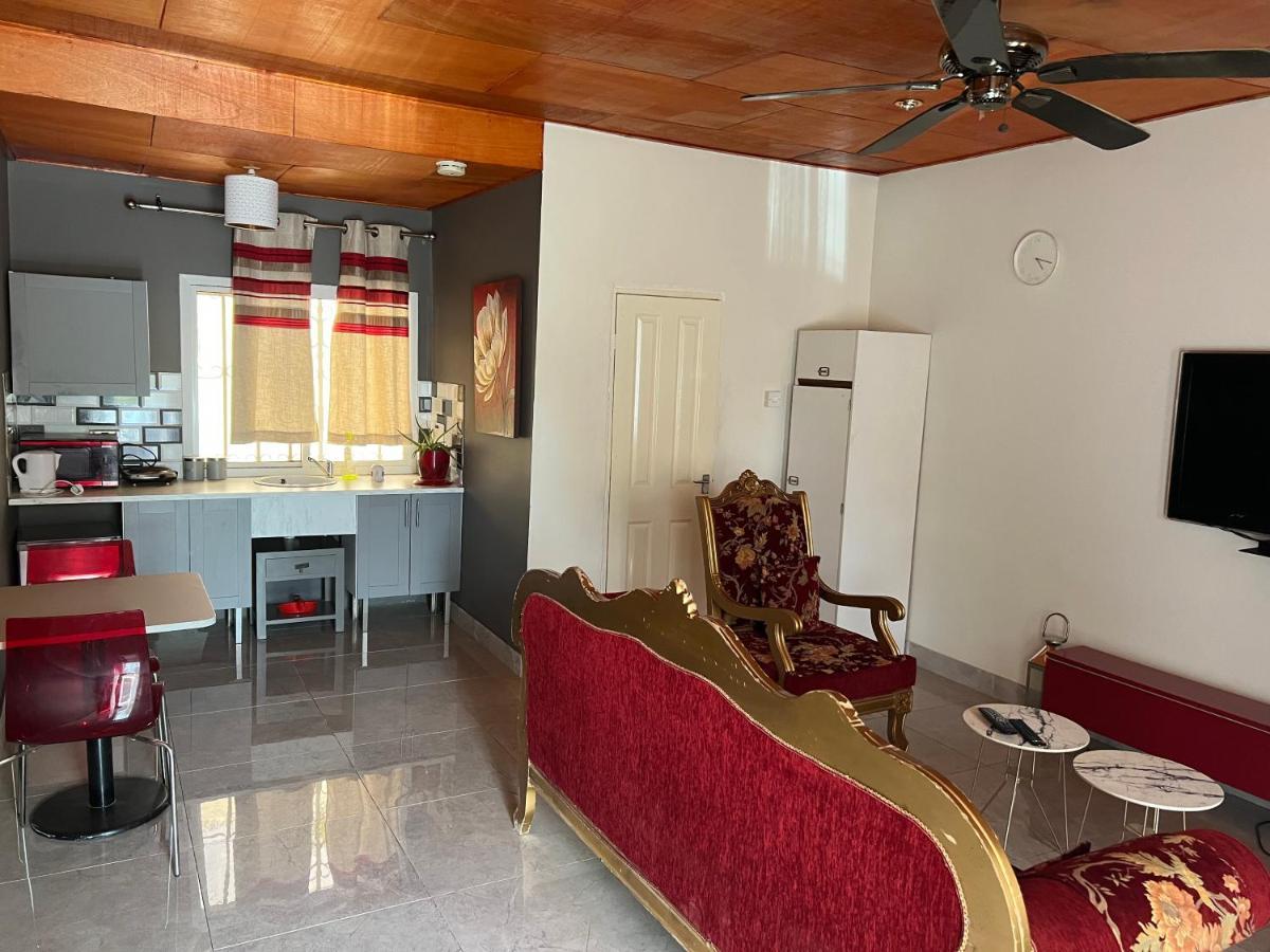 Yazmin Studio Residence Lamin Beretto Extérieur photo