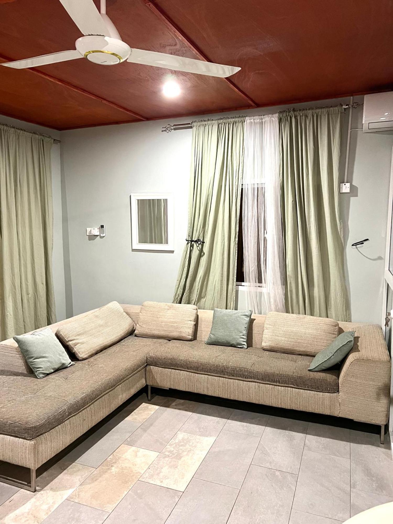 Yazmin Studio Residence Lamin Beretto Extérieur photo